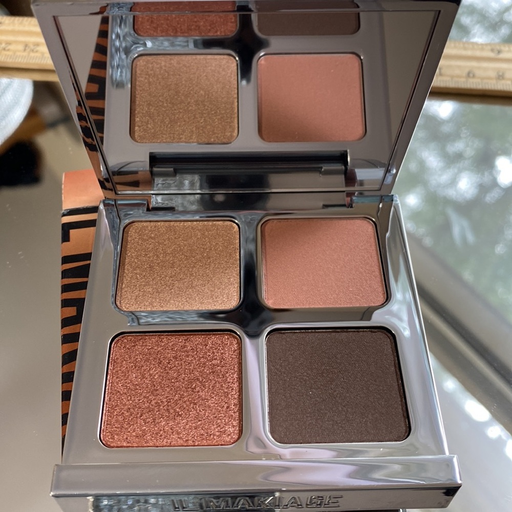 Il Makiage Multi-Dimensional Eye Color Squad Color Boss Squad